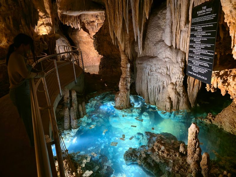 Luray Caverns, Luray, Virginia Luray Caverns, Luray, Virginia