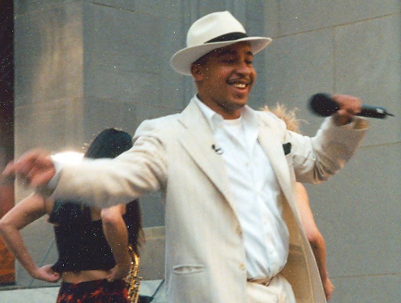 Mambo No. 5 (A Little Bit of...) - Lou Bega Mambo No. 5 (A Little Bit of...) - Lou Bega