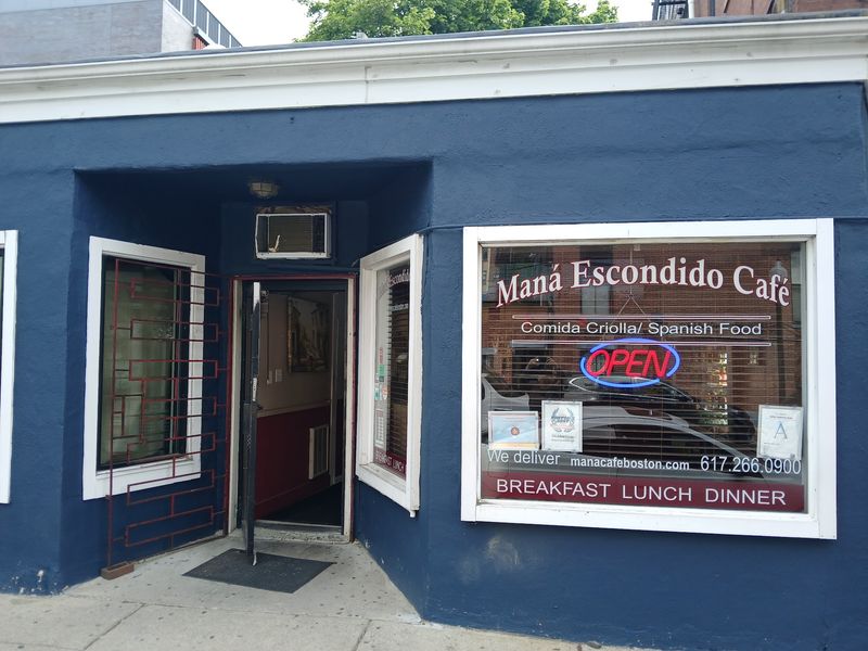 Manà Escondido Cafe, Boston, MA Manà Escondido Cafe, Boston, MA