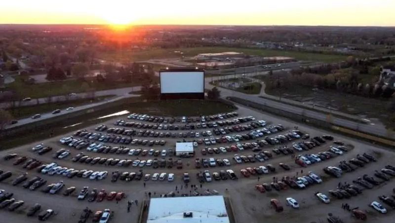 McHenry Outdoor Theater, McHenry, IL