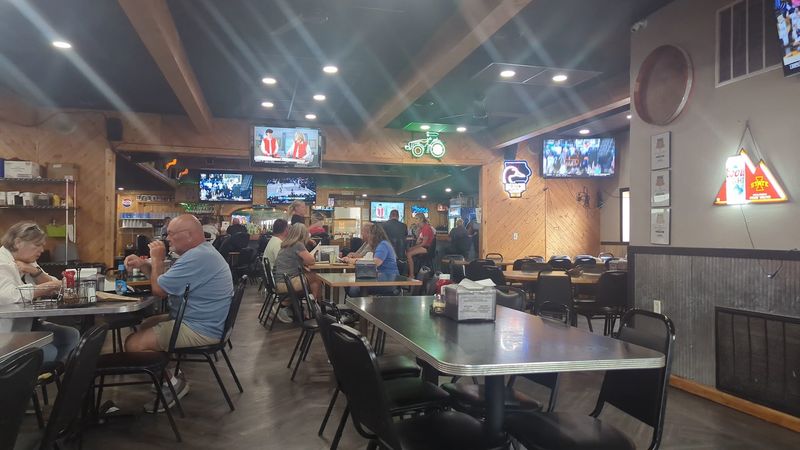 Meet the Pub in Kamrar