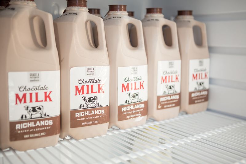 Milkshakes and Bottled Milk to Go