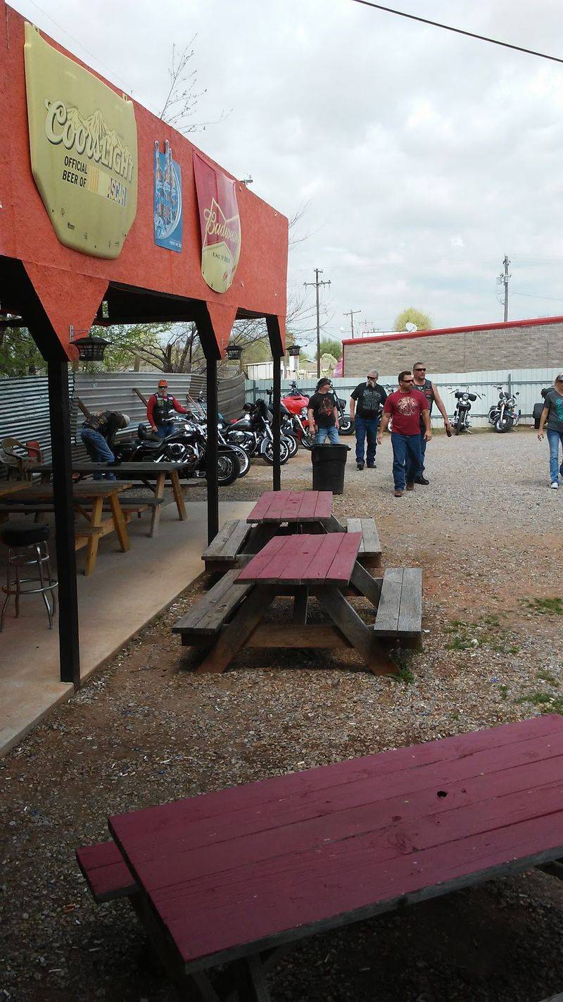 Motorcycles Out Front - A Rolling Gallery Every Visit Motorcycles Out Front - A Rolling Gallery Every Visit