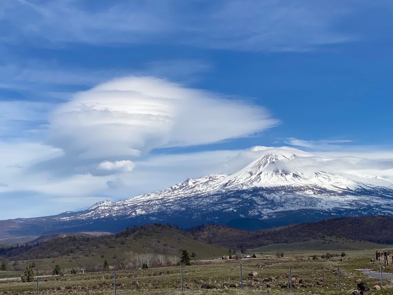 Mount Shasta, Mount Shasta, California Mount Shasta, Mount Shasta, California