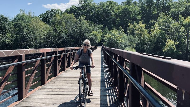 Mountain Biking on Single-Track Trails Mountain Biking on Single-Track Trails