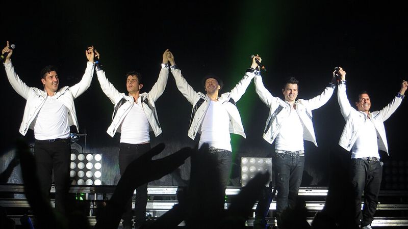 New Kids on the Block - 'I'll Be Loving You (Forever)' New Kids on the Block - 'I'll Be Loving You (Forever)'