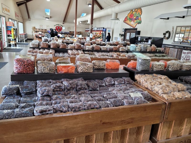 Olives, Dried Fruit, and a Produce Corner Olives, Dried Fruit, and a Produce Corner