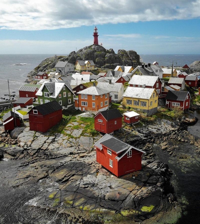 Ona, Møre og Romsdal Ona, Møre og Romsdal