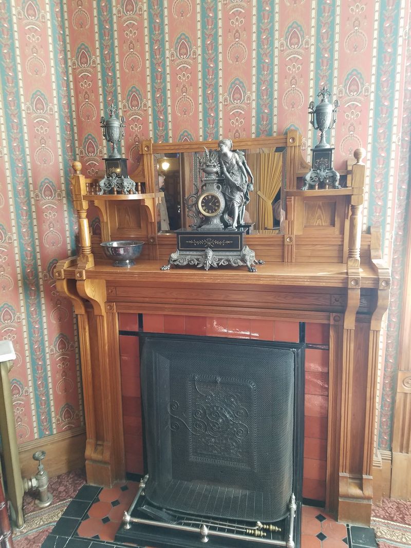 Original Furnishings Still in Place Original Furnishings Still in Place