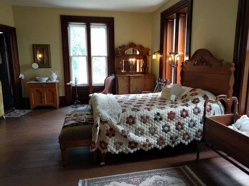 Original Furnishings That Survived the Decades Original Furnishings That Survived the Decades