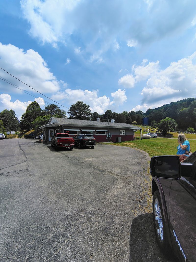 Outdoor Adventures Just Minutes From Your Table