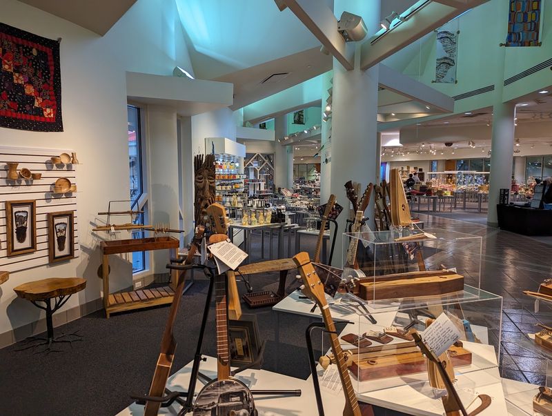 Over 20,000 Works and the Artists Behind Them Over 20,000 Works and the Artists Behind Them
