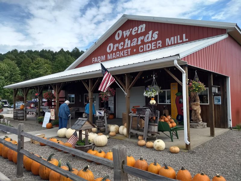 Owen Orchards, Weedsport, NY Owen Orchards, Weedsport, NY