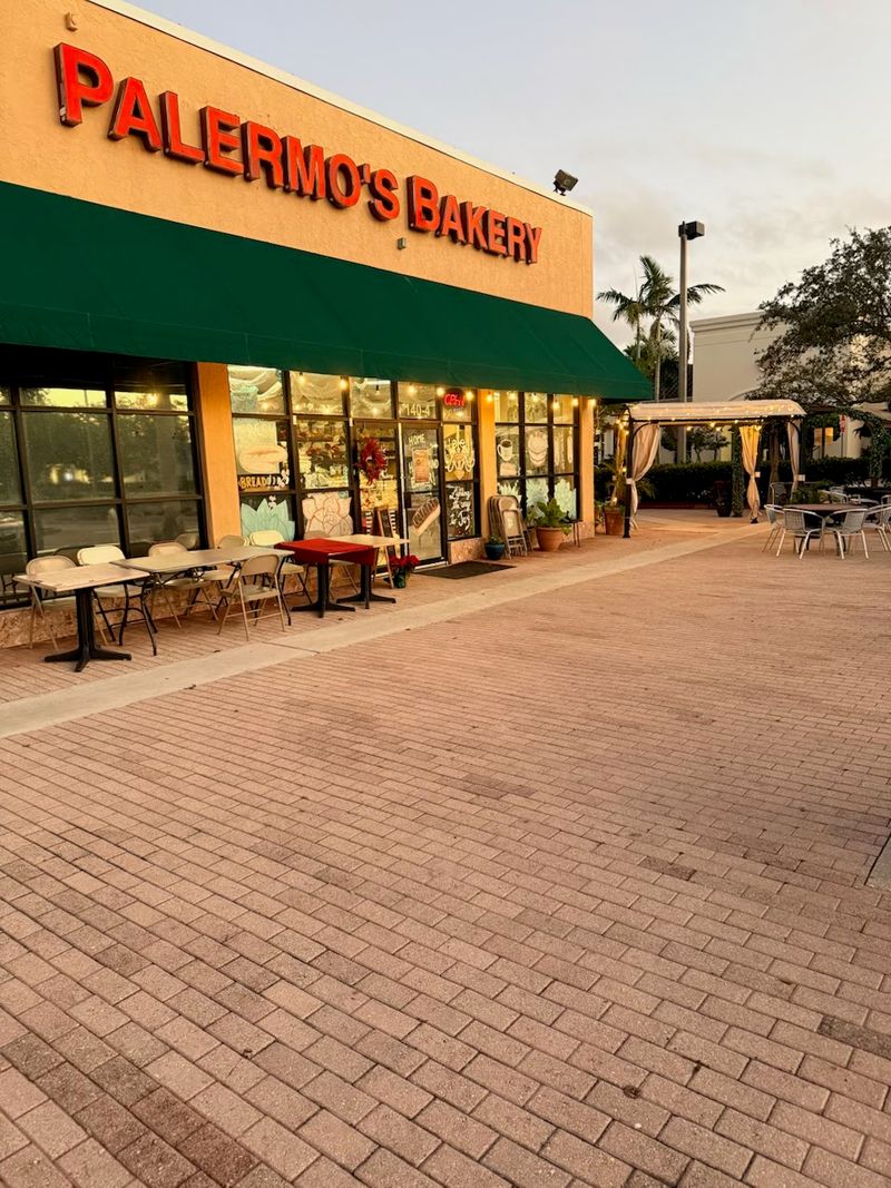 Palermo's Italian Bakery, Boynton Beach, FL