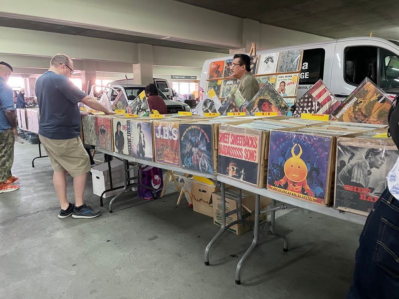 Pasadena City College Flea Market, Pasadena, California Pasadena City College Flea Market, Pasadena, California
