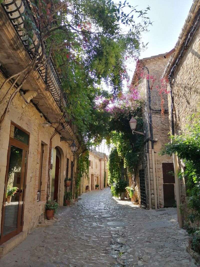 Peratallada and Pals