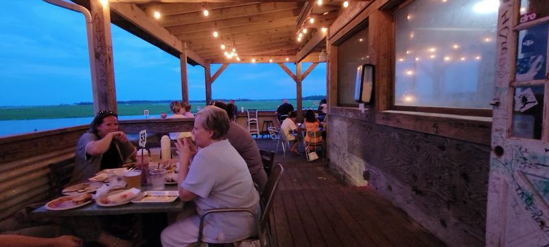 Picnic-Table Vibes for Families, Groups, and Dates Picnic-Table Vibes for Families, Groups, and Dates