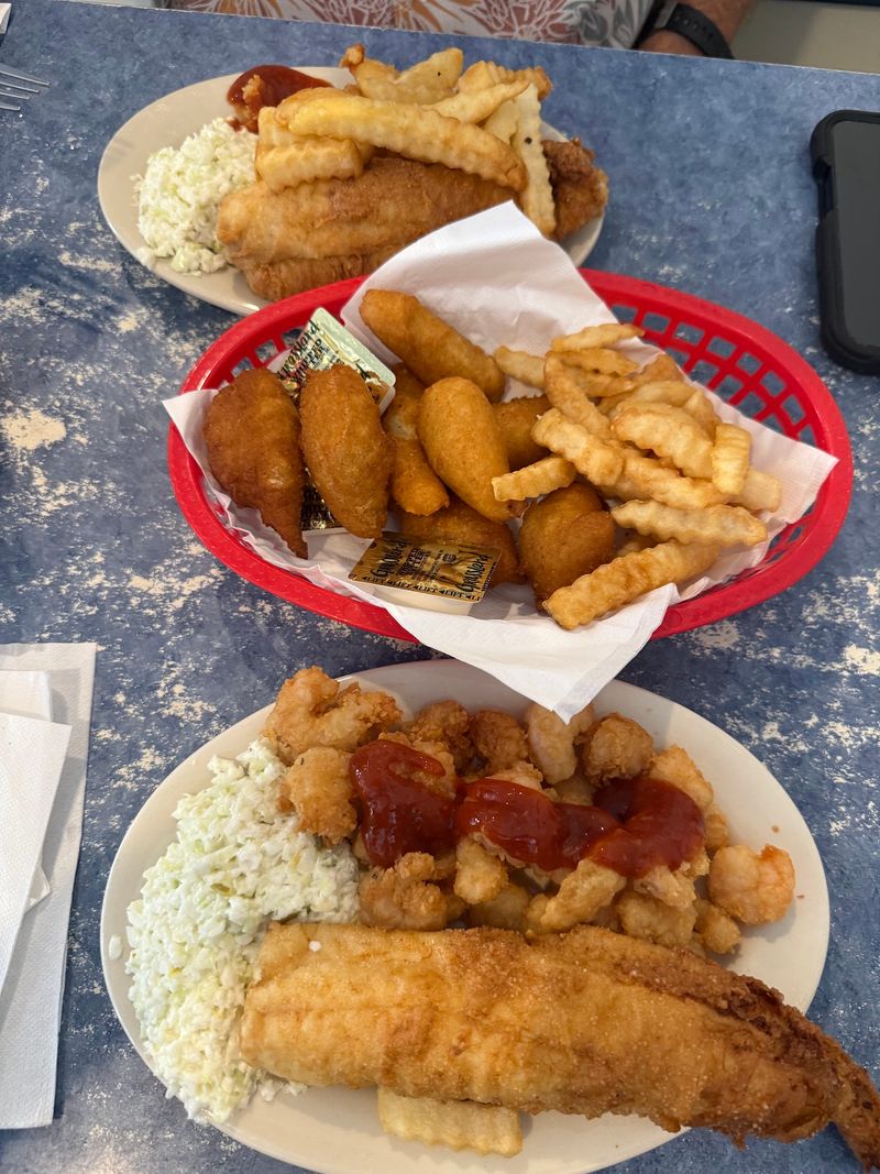 Piled-High Platters Worth Sharing Piled-High Platters Worth Sharing