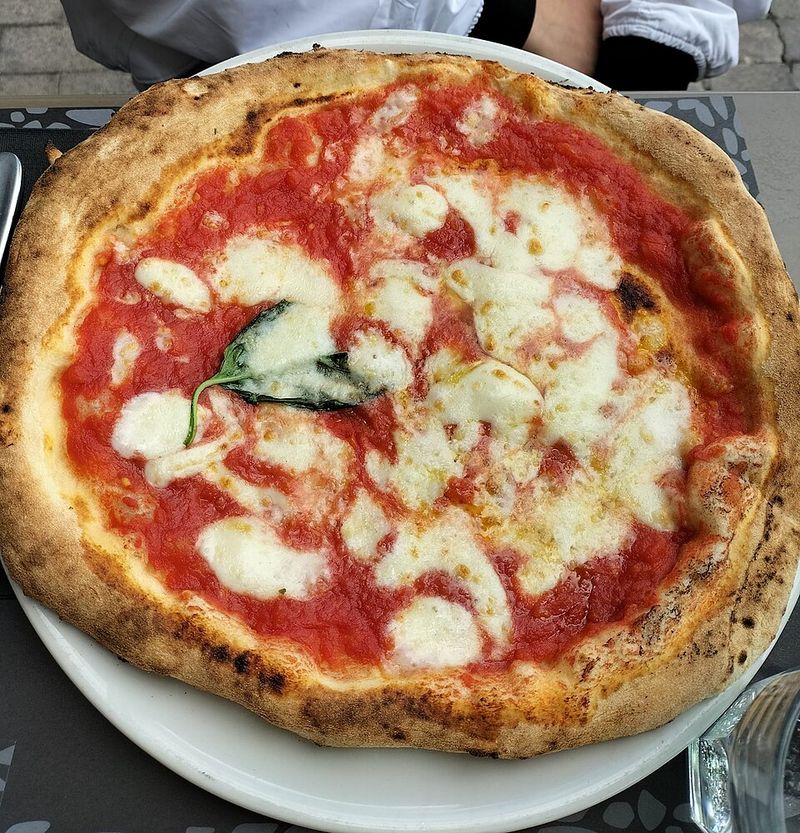 Pizza Napoletana from Italy Pizza Napoletana from Italy