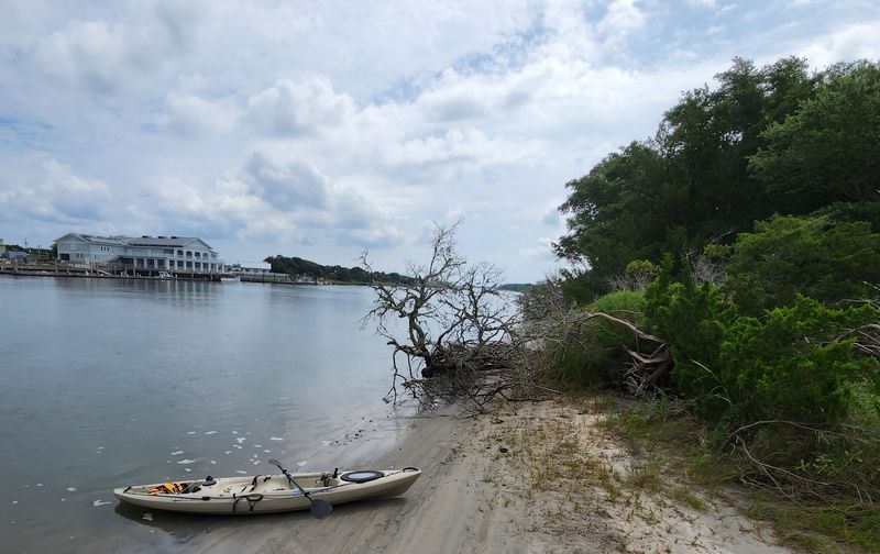 Planning Your Trip: Hours, Fees, and Tide Tips