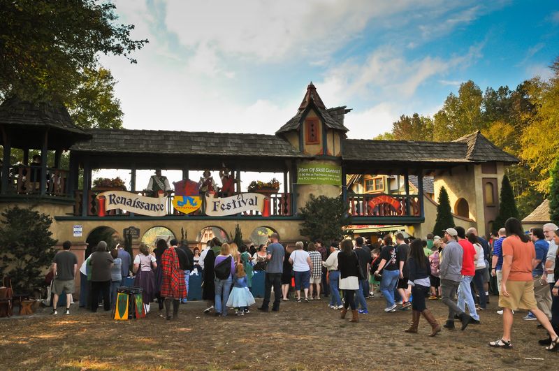 Planning Your Visit: Tickets, Parking, and Cash Tips