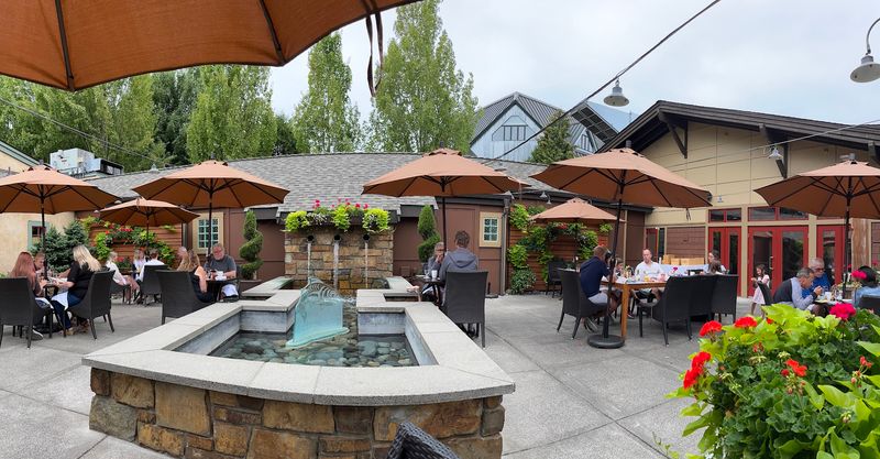 Planning Your Visit To The Lodge Bistro Planning Your Visit To The Lodge Bistro
