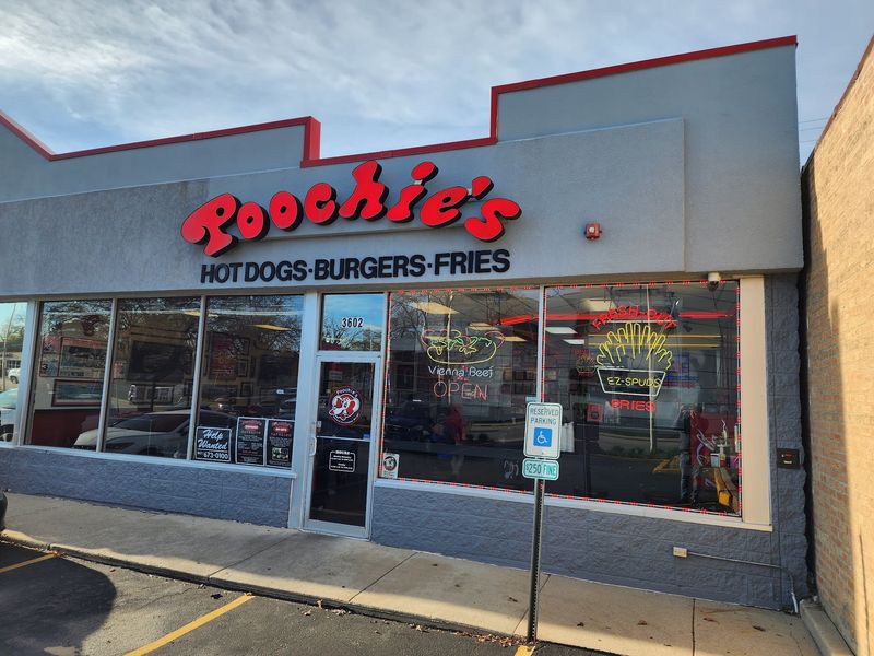 Poochie's, Skokie, IL Poochie's, Skokie, IL