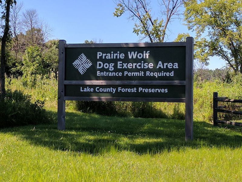 Prairie Wolf Off-Leash Dog Area, Lake Forest, IL Prairie Wolf Off-Leash Dog Area, Lake Forest, IL