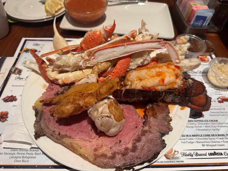 Prime Rib, Fried Chicken, and Comfort Beyond the Sea Prime Rib, Fried Chicken, and Comfort Beyond the Sea