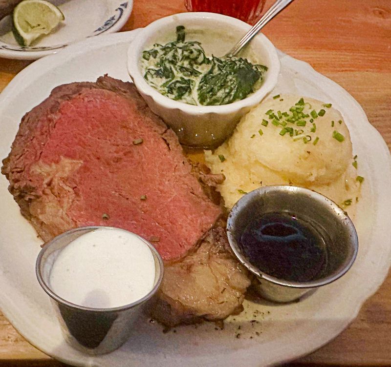 Prime Rib, the Plate Everyone Talks About Prime Rib, the Plate Everyone Talks About