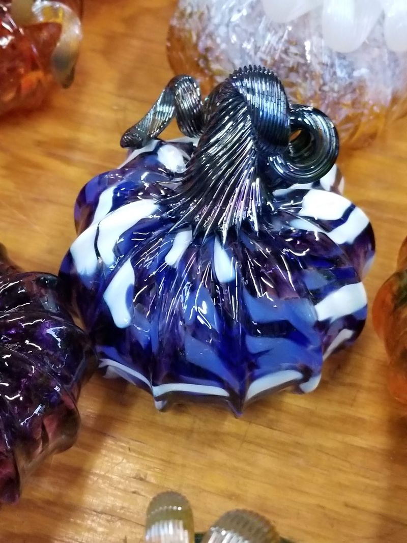 Pumpkins, Flowers, and Colorful Keepsakes Pumpkins, Flowers, and Colorful Keepsakes