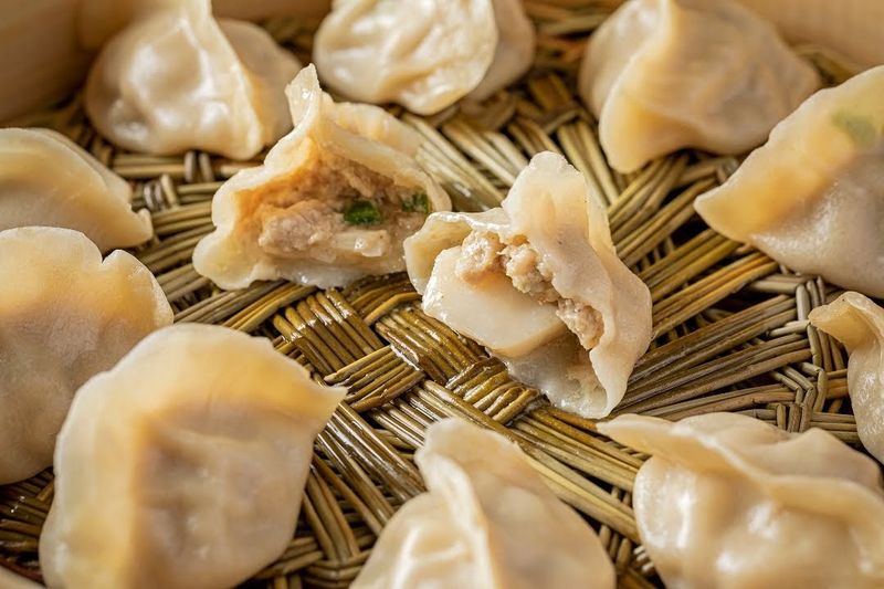Qing Xiang Yuan Dumplings, Chicago, Illinois