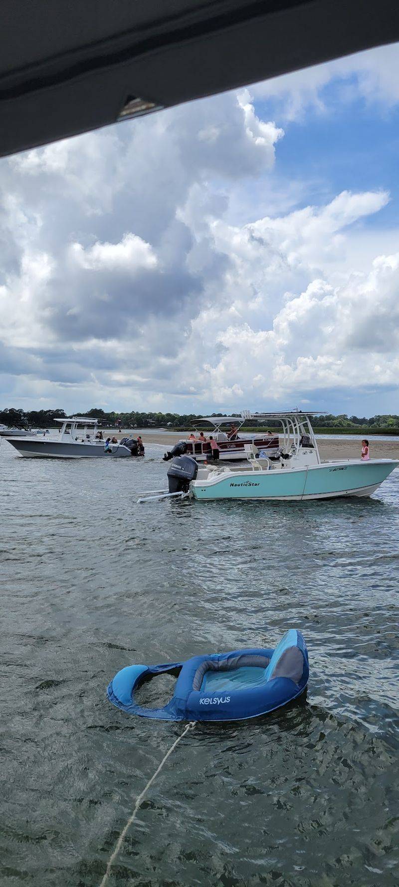 Rafting Up With a Fleet of Boats Rafting Up With a Fleet of Boats