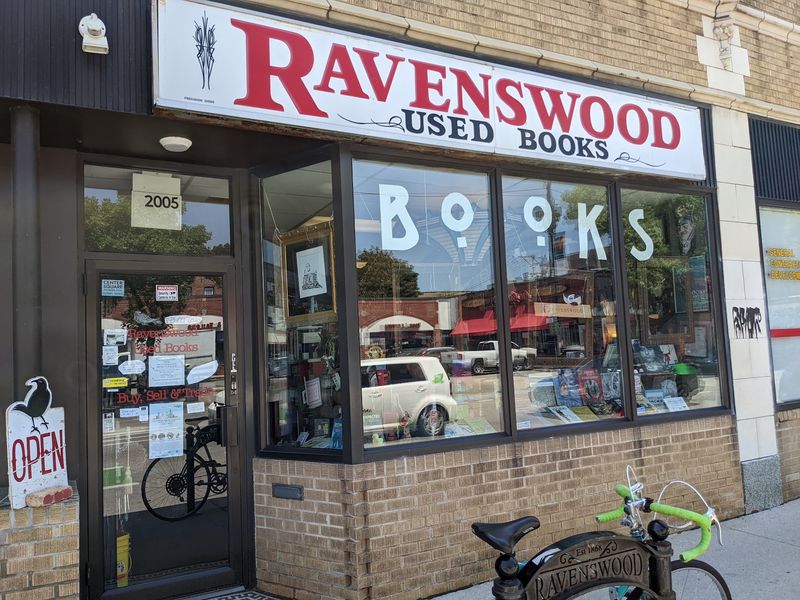 Ravenswood Used Books, Chicago, IL