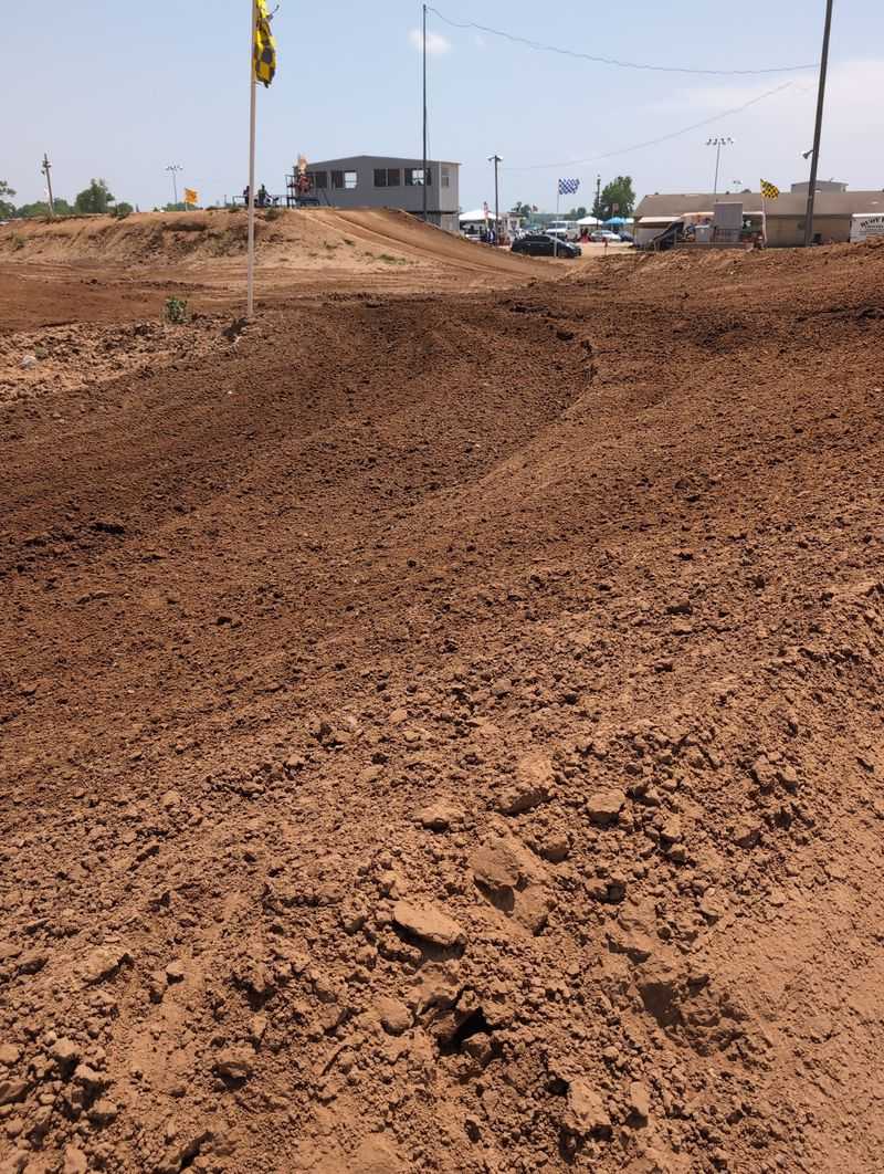 Red Clay Soil and What the Ground Actually Feels Like Under the Wheels