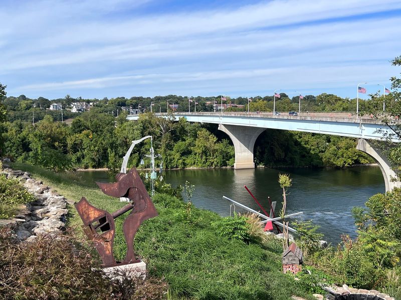 River Views That Steal The Show River Views That Steal The Show