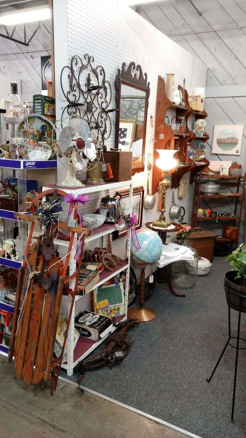 Riverside Centre Antique Mall, Cincinnati, OH