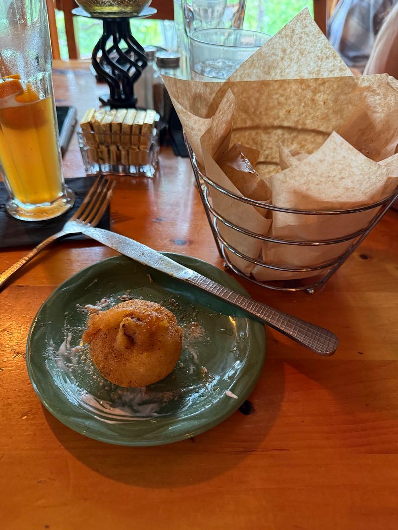 Rolls, Pretzel Buns, and Cinnamon Butter Rolls, Pretzel Buns, and Cinnamon Butter