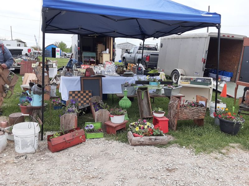 Rutledge Flea Market, Rutledge, Missouri Rutledge Flea Market, Rutledge, Missouri