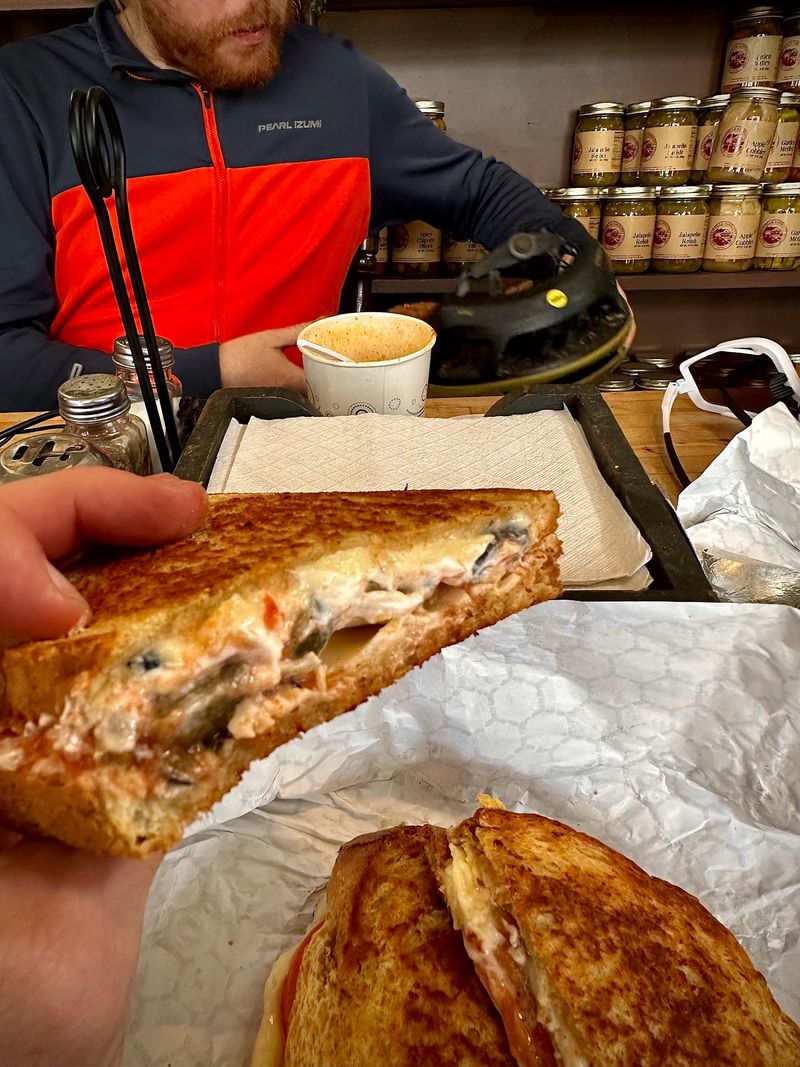 Sandwiches and Grinders Worth the Drive