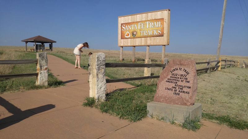Santa Fe Trail Tracks Santa Fe Trail Tracks