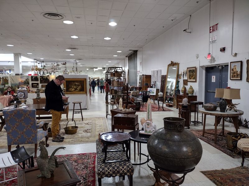 Scott Antique Markets, Atlanta, Georgia Scott Antique Markets, Atlanta, Georgia