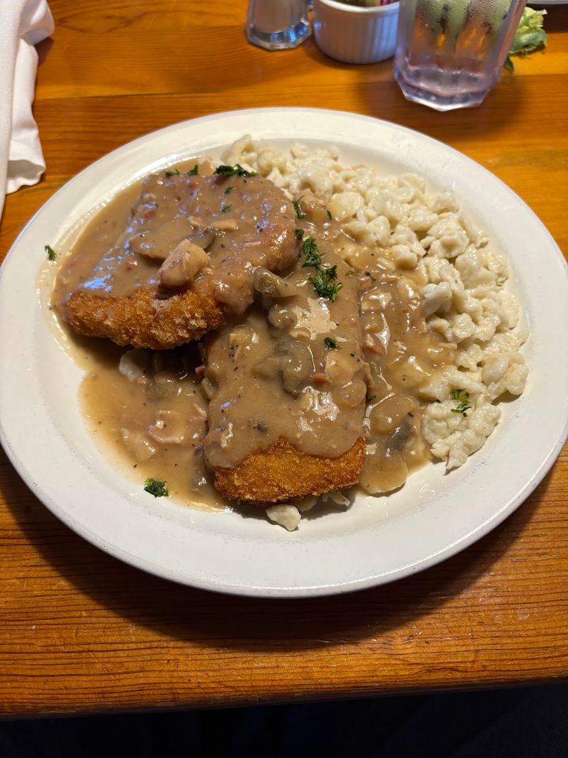 Scratch-Made Cooking That Earns Its Reputation Scratch-Made Cooking That Earns Its Reputation
