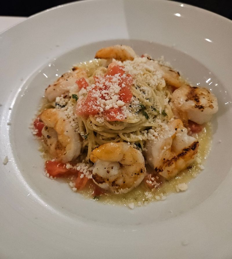 Seafood Dishes That Locals Keep Ordering Seafood Dishes That Locals Keep Ordering