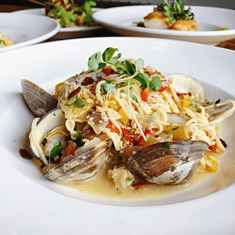 Seafood and Seasonal Mains Seafood and Seasonal Mains