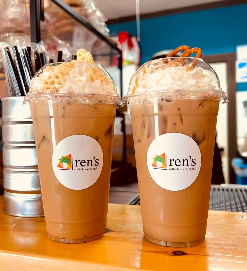 Seasonal Drinks That Keep The Menu Moving Seasonal Drinks That Keep The Menu Moving