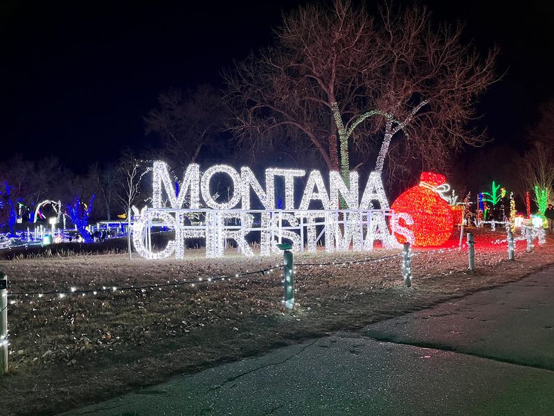 Seasonal Events, Holiday Nights, and Year-Round Access Seasonal Events, Holiday Nights, and Year-Round Access