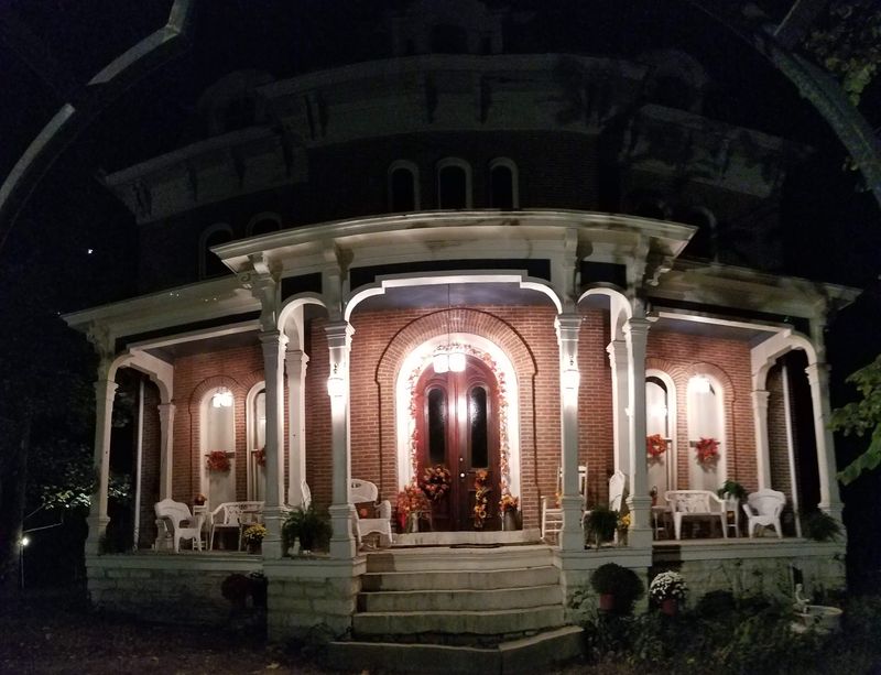 Seasonal Highlights and Halloween Atmosphere