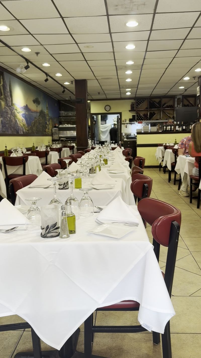Service That Treats Strangers Like Regulars