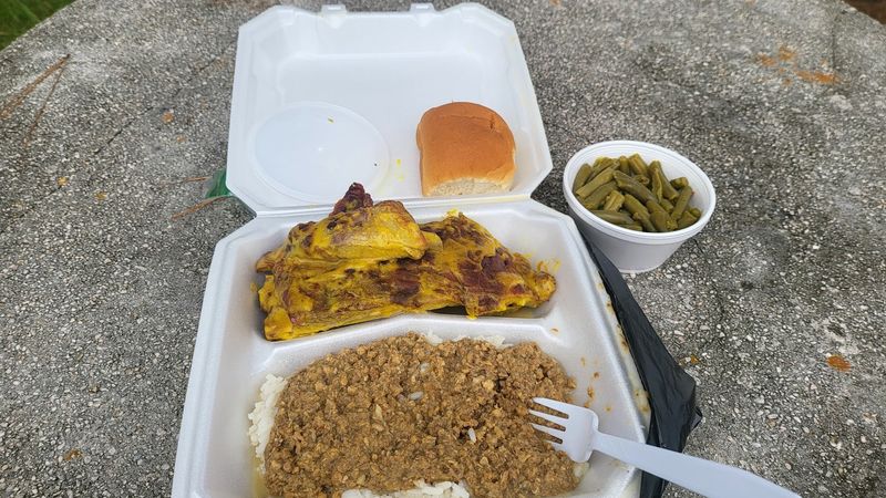 Sides, Rolls, and Banana Pudding